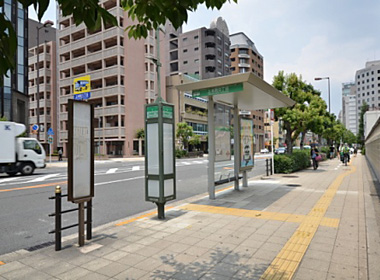 AZAMI HOUSE 上本町 最寄りのバス停